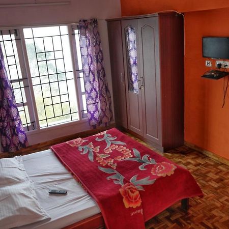 Riyaan'S Stay Inn Kodaikanal Exteriör bild