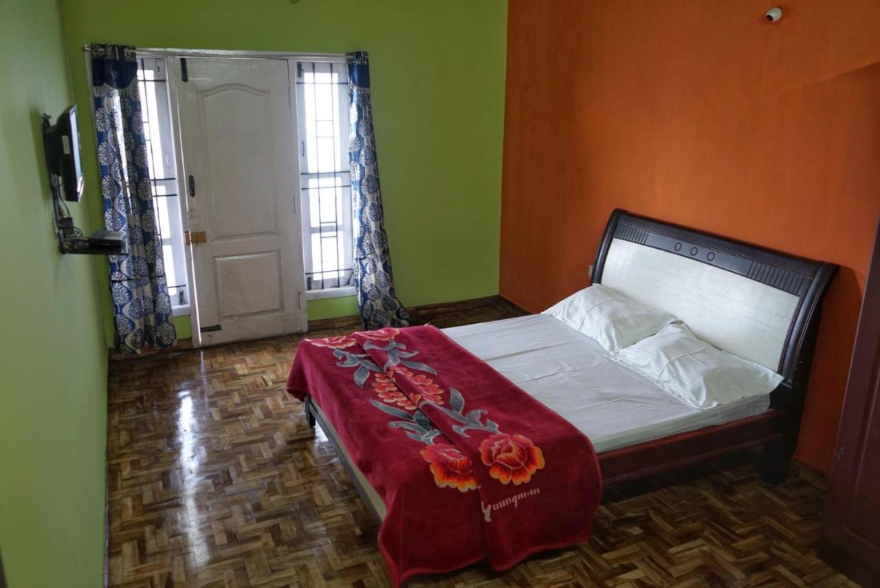 Riyaan'S Stay Inn Kodaikanal Exteriör bild
